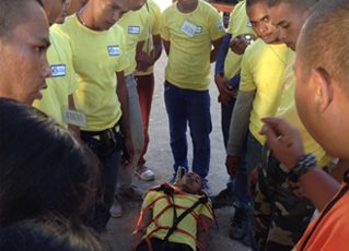 24 lifeguards train 7